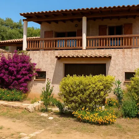 Maison Authentique Corse Vue Panoramique Et Nature Sauvage *
