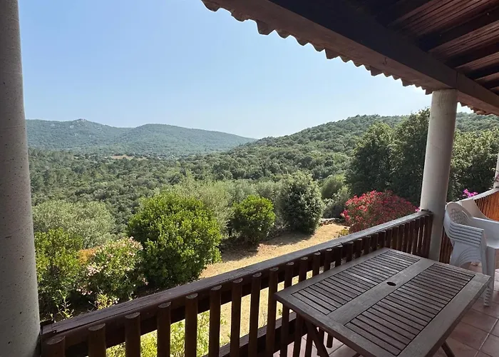 Maison Authentique Corse Vue Panoramique Et Nature Sauvage *